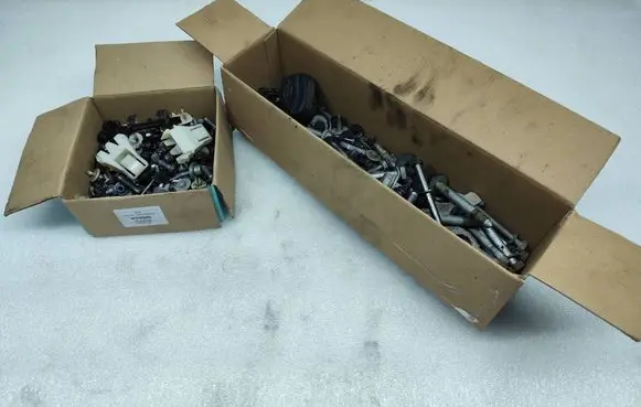 BMW 5 F10 F11 Nuts/bolts 
