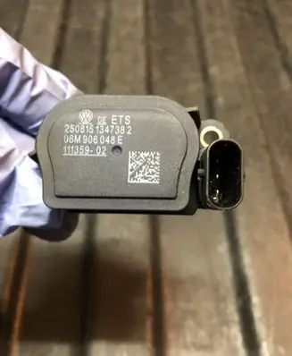 Audi A4 S4 B9 Electromagnetic valve 06M906048E 2508151347382 11135902