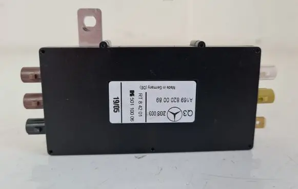 Mercedes-Benz B W245 Antenna control unit A1698200089