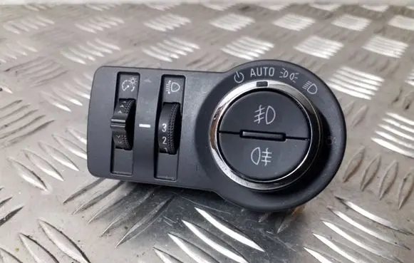 Opel Mokka Light switch 95297440