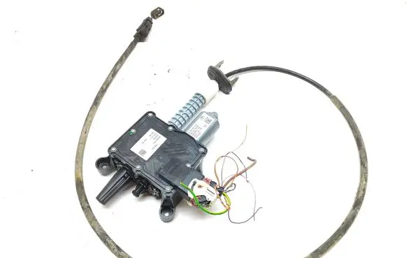Citroen DS5 Hand brake/parking brake motor 9674619580 3279374 0204007479