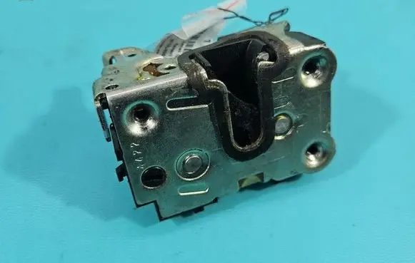 Renault Express Rear door lock IMPRK1554984