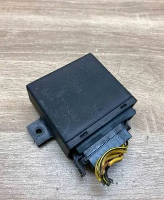 Opel Zafira A Light module LCM 09135156 WithPlug