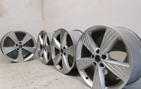 Audi Q4 Sportback e-tron R19 alloy rim 89A601025B
