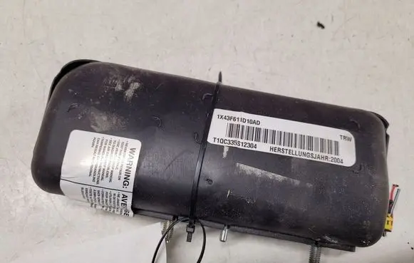 Jaguar S-Type Seat airbag T1QC335S12304 1X42F611D10AD