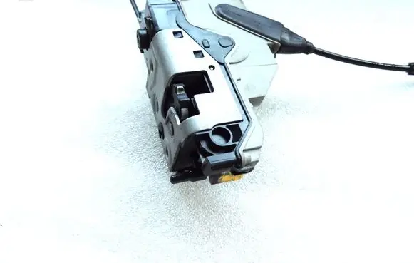 Peugeot 2008 I Rear door lock 9688080980 9812501380