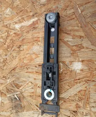 Dodge Journey Seat belt adjustment rail 605300800F