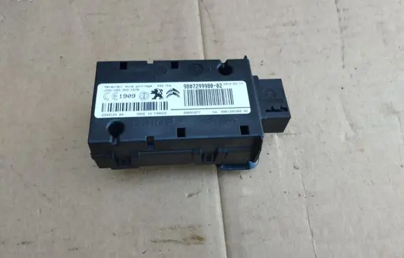 Peugeot 508 Tire pressure control unit 9807299980