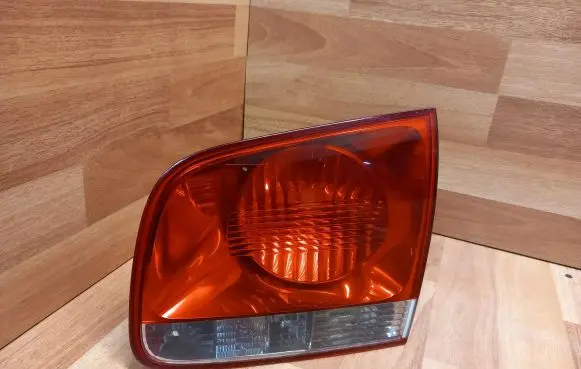 Volkswagen Touareg I Tailgate rear/tail lights 28268003 7L6945094H