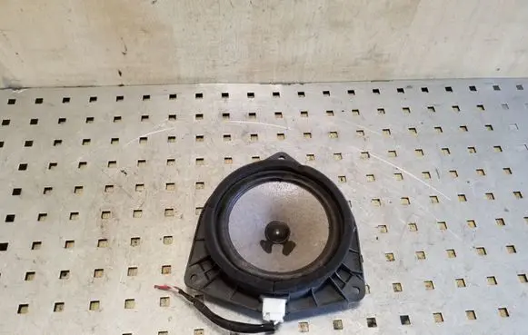 Toyota Avensis Verso Rear door speaker 8616013080
