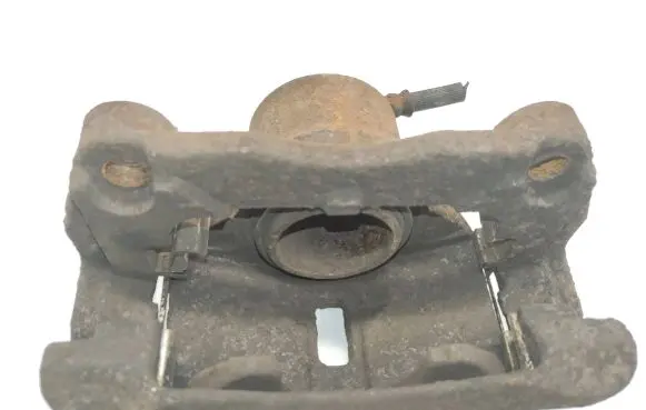Nissan Qashqai Front brake caliper 41011JD00A 6059