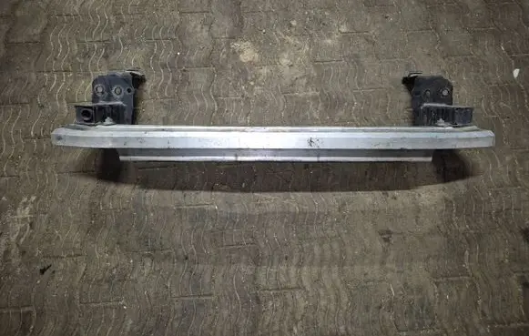 Audi Q7 4L Front bumper cross member NOCODE