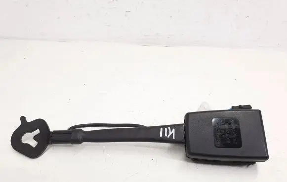 Audi TT TTS RS Mk3 8S Front seatbelt buckle 8S8857755
