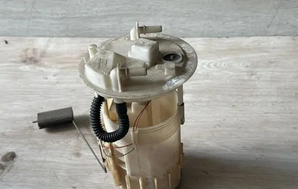 Renault Scenic II - Grand scenic II Fuel level sensor 