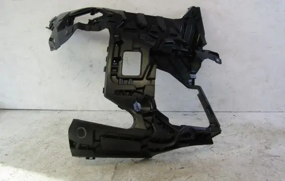 BMW X5 G05 Front bumper mounting bracket 8085628