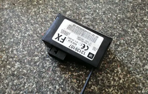 Opel Vectra C Engine control unit/module ECU 13139107