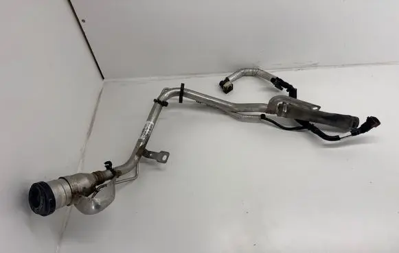 Ford Ecosport Fuel tank filler neck pipe GN139032AE GN1Z9034S GN1Z9B033B