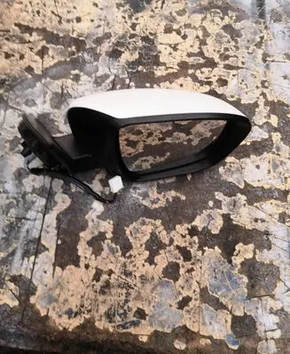 Nissan Qashqai Front door electric wing mirror 