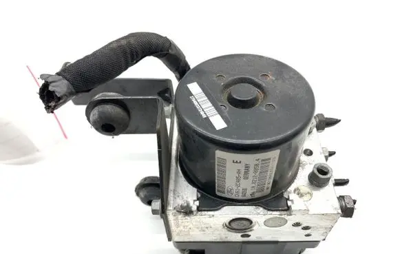 Ford Kuga II ABS Pump CV612C405AH