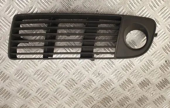Audi A6 S6 C5 4B Front grill 4B0807681G