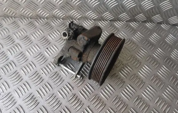 Jaguar XJ X308 Power steering pump NCA3740AD