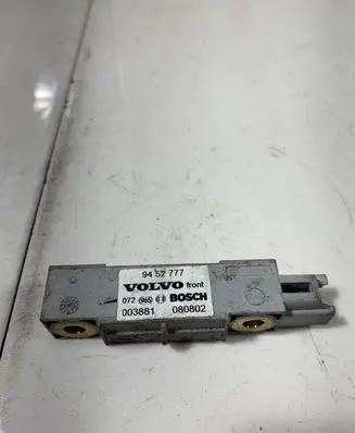 Volvo S60 Airbag deployment crash/impact sensor 9452777