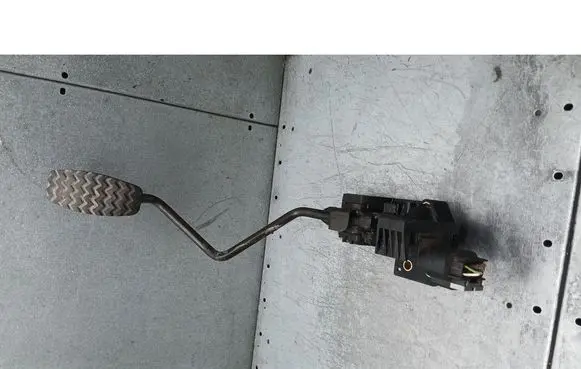 Fiat Stilo Accelerator pedal position sensor 46822841