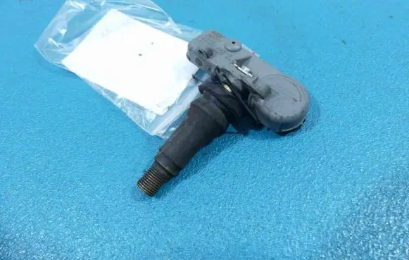 Hyundai Veloster Tire pressure sensor 52933-222V000 IMPRK911560