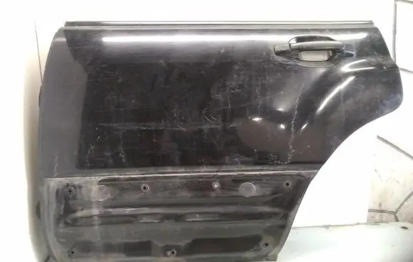 Subaru Forester SF Rear door