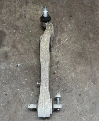 Alfa Romeo Stelvio Front control arm K206103