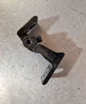 Audi A4 S4 B8 8K Rear door lower hinge 8K0831401B 051003S