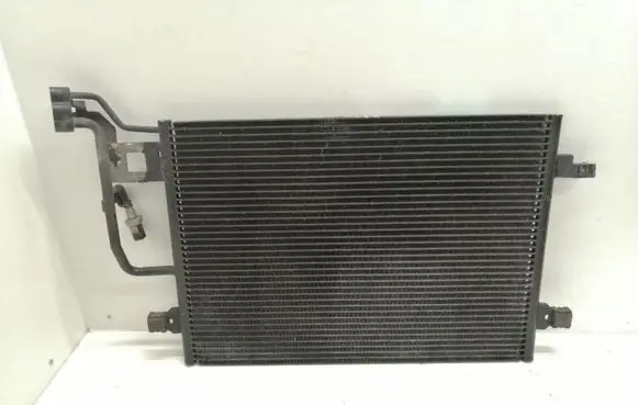 Volkswagen PASSAT B5.5 A/C cooling radiator (condenser) 3B0260401