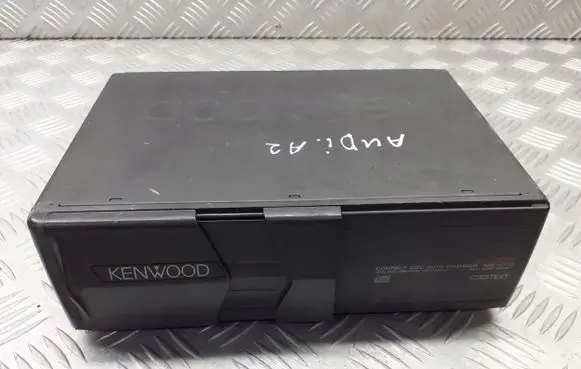 Audi A2 CD/DVD changer KDC-C712