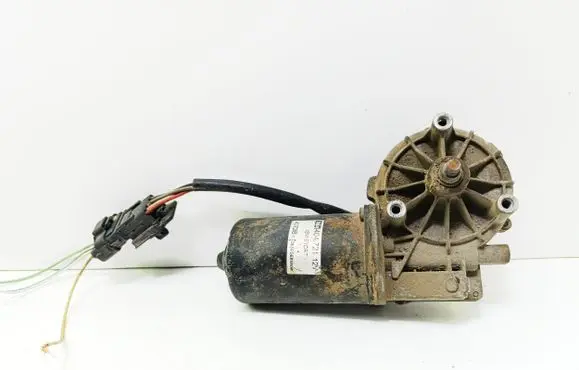 Peugeot 807 Wiper motor 404721