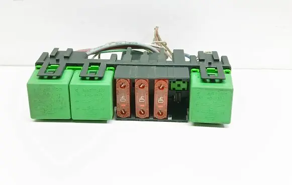 Citroen C5 Fuse module 