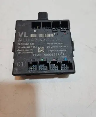 Mercedes-Benz E W212 Door control unit/module A2048701726 A2044421732