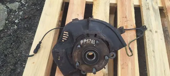 Toyota Auris 150 Front wheel hub