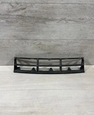 Front bumper lower grill