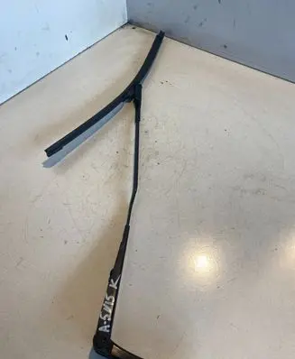 Audi A5 8T 8F Front wiper blade arm