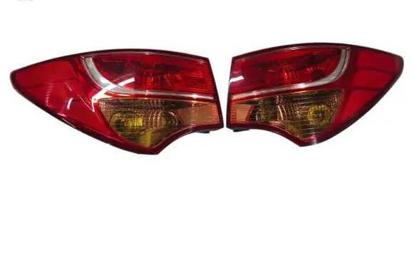 Hyundai Santa Fe Rear/tail lights set 924012W0 924022W0