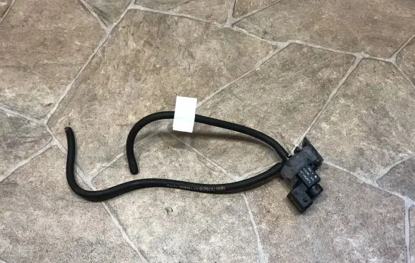 BMW 5 E60 E61 Turbo solenoid valve 722341