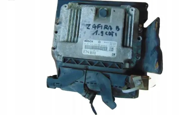 Opel Zafira B Engine control unit/module 55205621EN