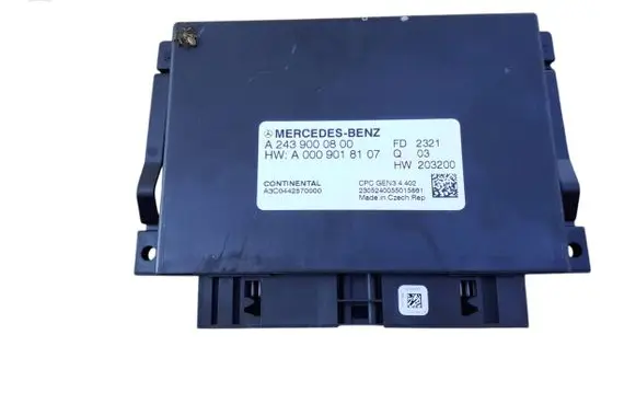 Mercedes-Benz EQA Gearbox control unit/module A2439000800 A0009018107