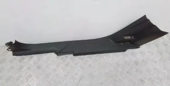 Volvo XC90 Rear sill trim cover