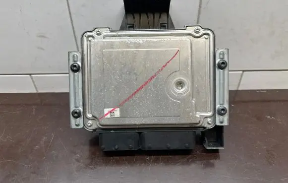 Volvo V60 Engine control unit/module 31312578 1039S51454 0261S07523