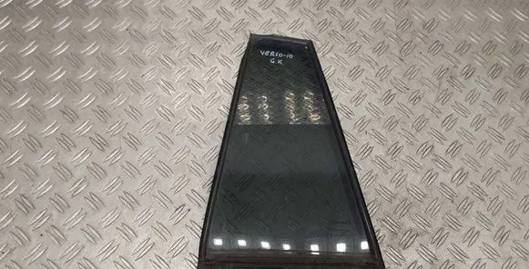 Toyota Verso Rear vent window glass 681890F010