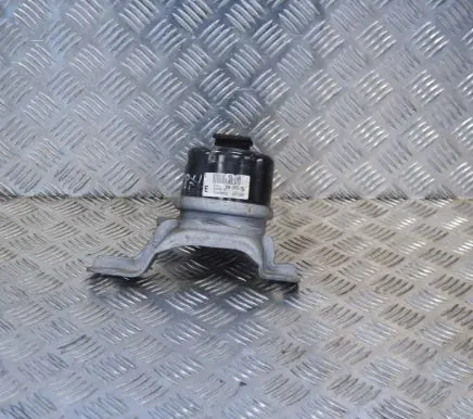 Volvo XC70 Engine mount bracket 8G9N6F012BB
