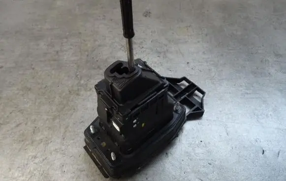 Citroen C5 Gear selector/shifter in gearbox 9675747580