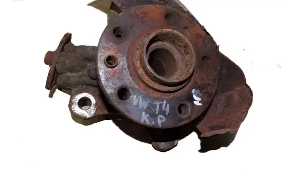 Volkswagen Transporter - Caravelle T4 Front wheel hub spindle knuckle