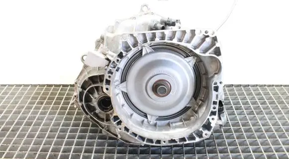 Mercedes-Benz CLA C118 X118 Automatic gearbox 700423